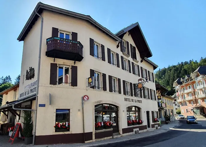 Hotel Restaurant La Poste Saint-Cergue photo