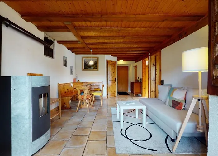 Les Hirondelles, Cosy Apartment With A Magnificent View On The Mountains La Forclaz photo