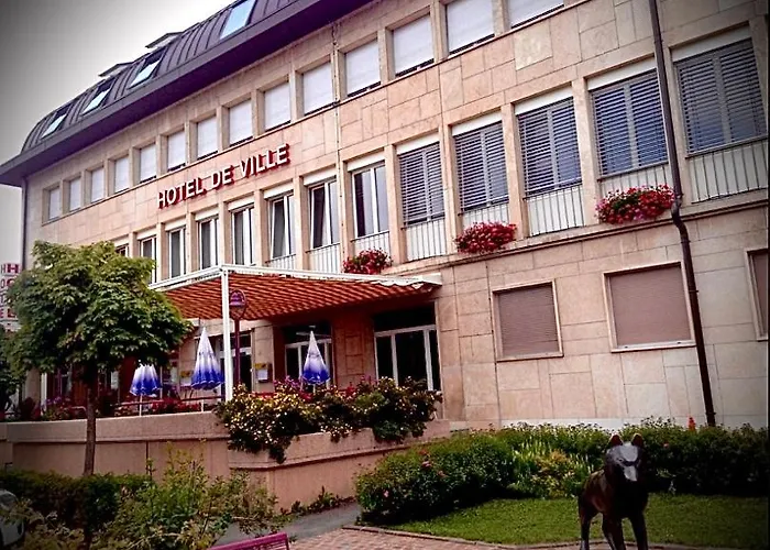 Hotel De Ville Du Sentier Le Sentier photo