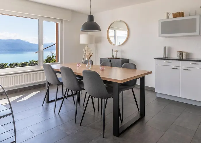 Spacious Apartment - Panoramic View Saint-Saphorin photo